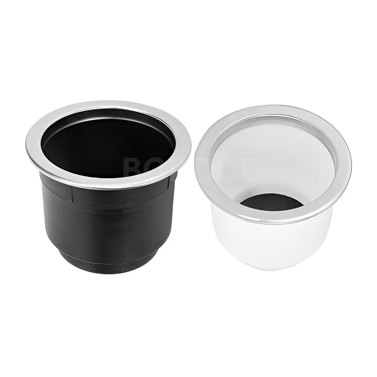 Người giữ cốc nhựa